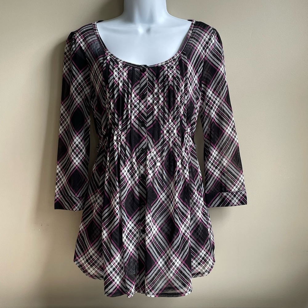 Like New Pin Tuck Tie Back Long Blouse Tunic